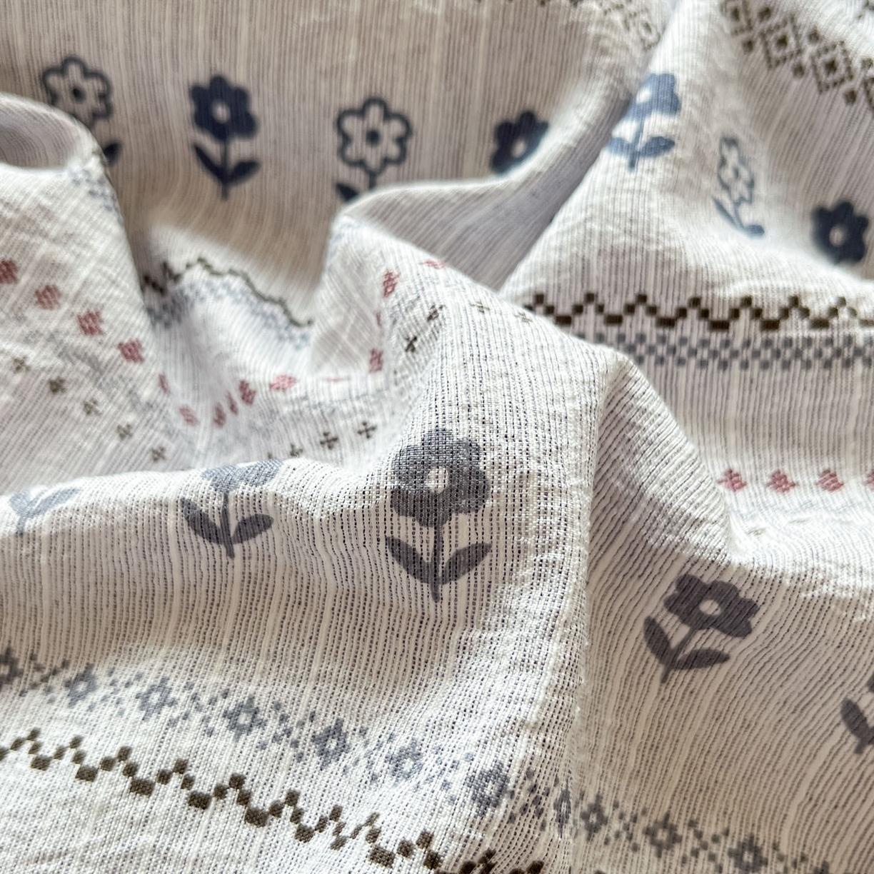 91家纺网 家纺一手货源 找家纺 蓝极人 2026新款色织水洗麻印花四件套 苏格兰