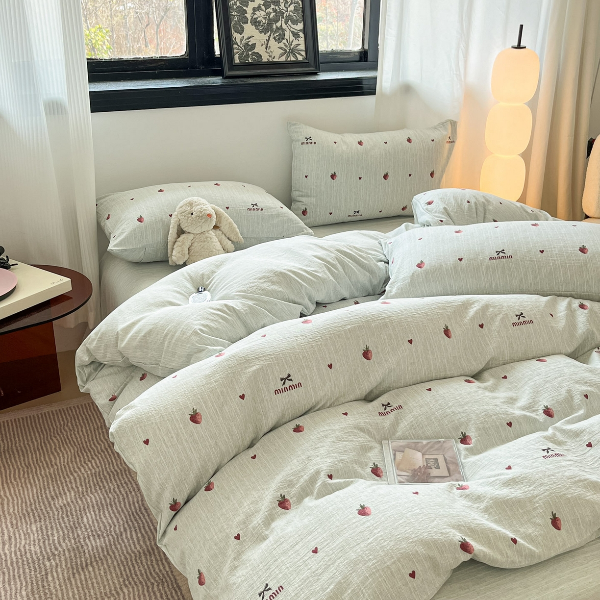 91家纺网 家纺一手货源 找家纺 蓝极人 2026新款色织水洗麻印花四件套 草莓绿