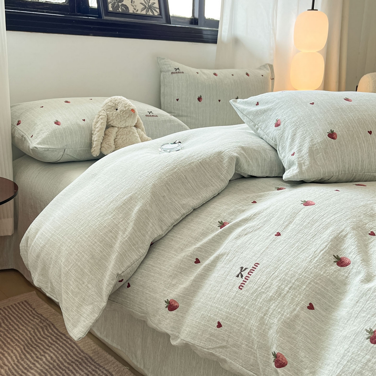 91家纺网 家纺一手货源 找家纺 蓝极人 2026新款色织水洗麻印花四件套 草莓绿