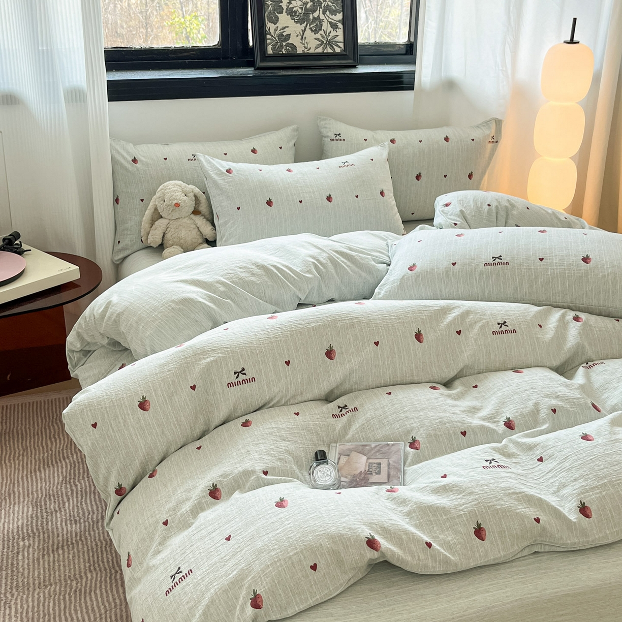 91家纺网 家纺一手货源 找家纺 蓝极人 2026新款色织水洗麻印花四件套 草莓绿