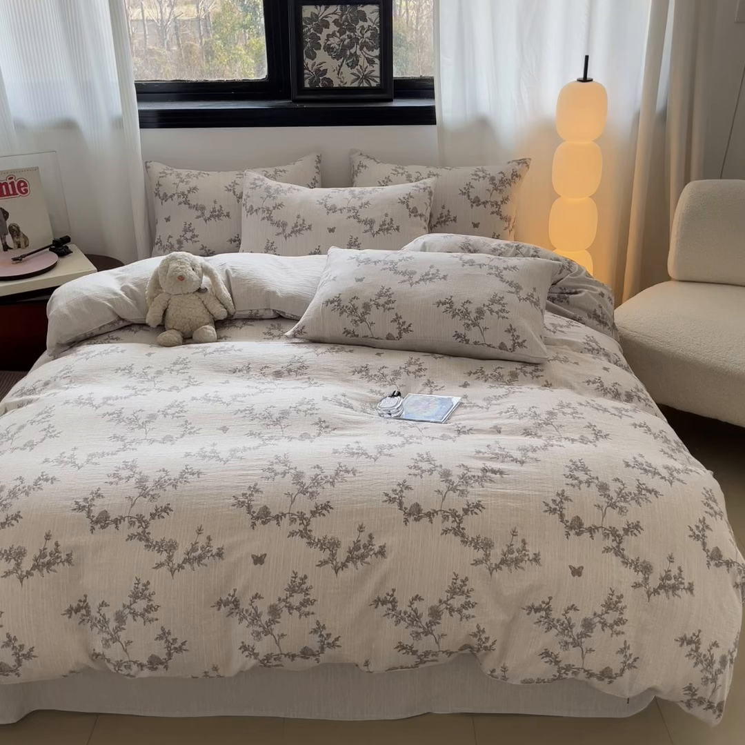 91家纺网 家纺一手货源 找家纺 蓝极人 2026新款色织水洗麻印花四件套 蝶恋花