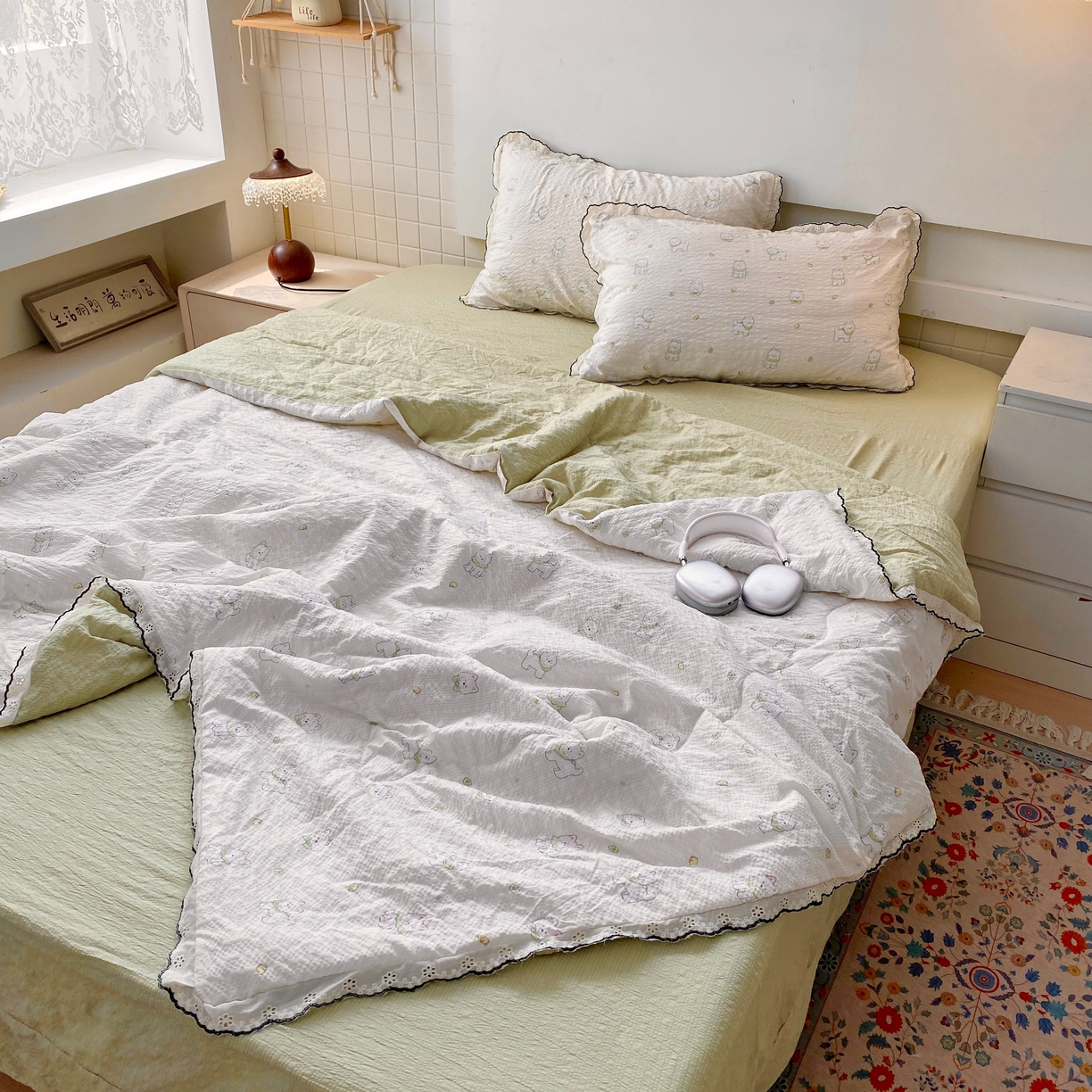 91家纺网 家纺一手货源 找家纺 恋尚羽家纺 2026新款韩版夏凉被空调被夏凉被四件套 耶耶狗