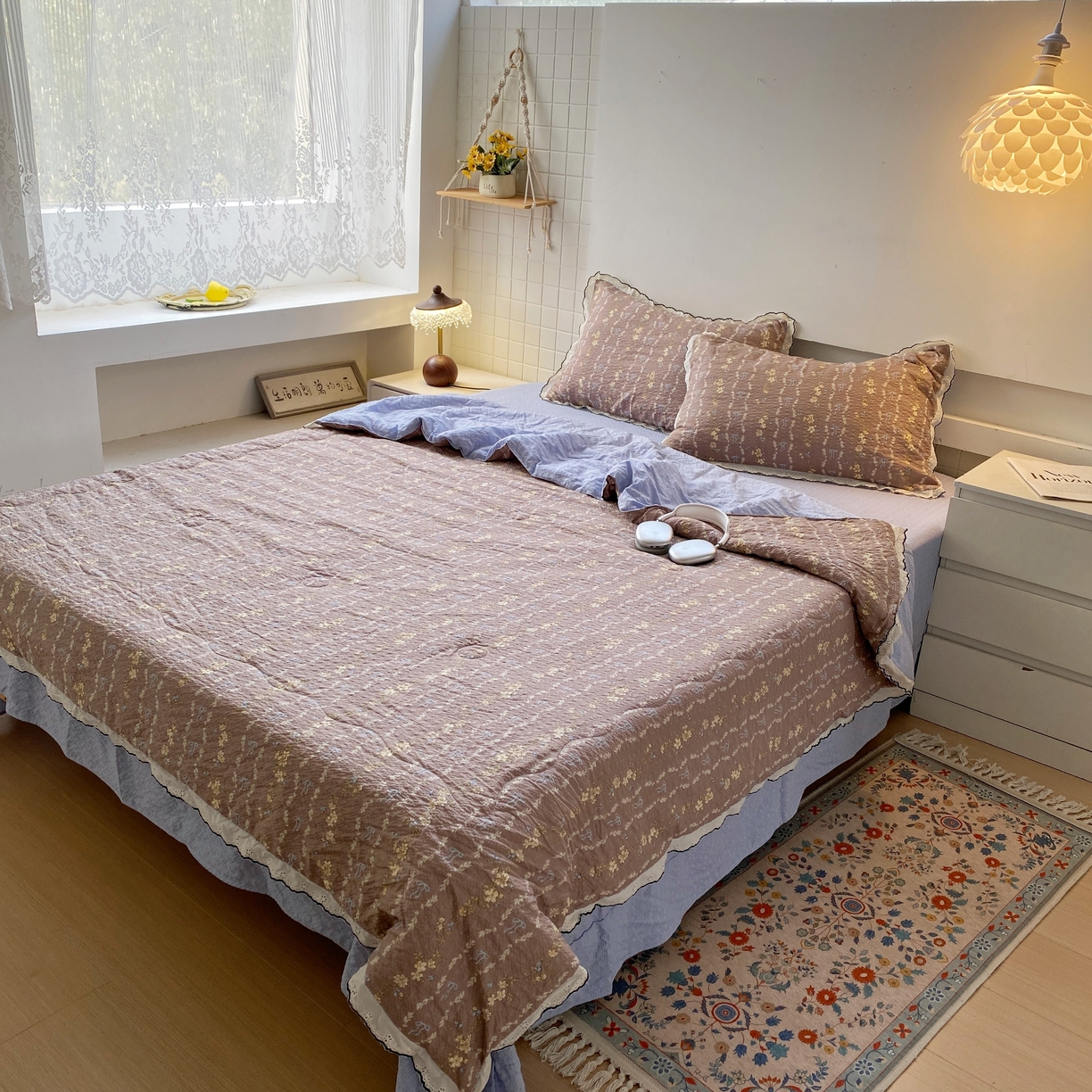 91家纺网 家纺一手货源 找家纺 恋尚羽家纺 2026新款韩版夏凉被空调被夏凉被四件套 情人节咖