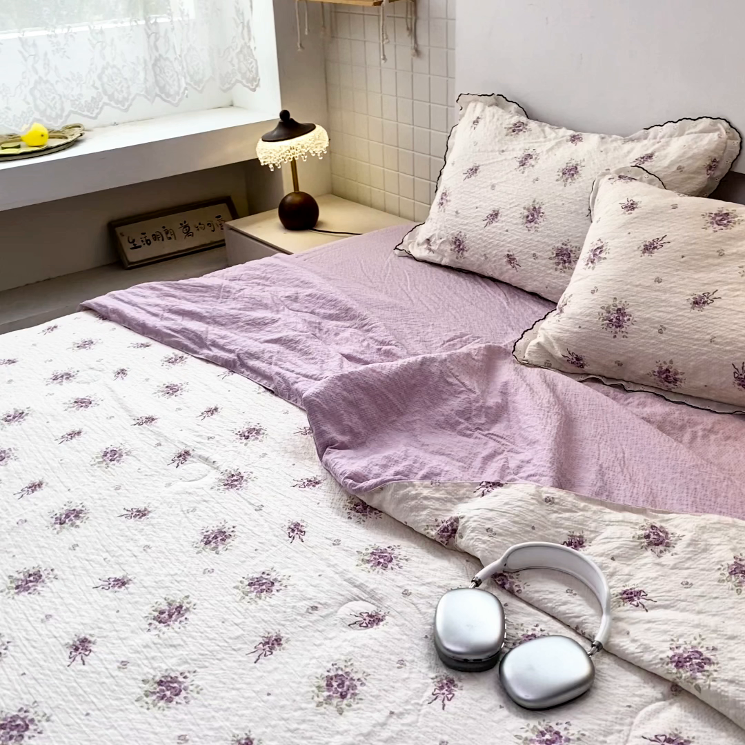 91家纺网 家纺一手货源 找家纺 恋尚羽家纺 2026新款韩版夏凉被空调被夏凉被四件套 手捧花