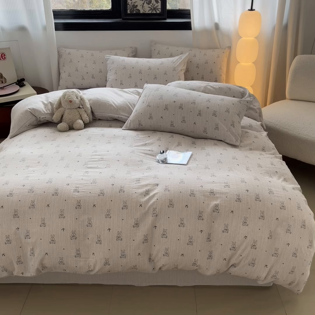 91家纺网 家纺一手货源 找家纺 蓝极人 2026新款色织水洗麻印花四件套 兔兔