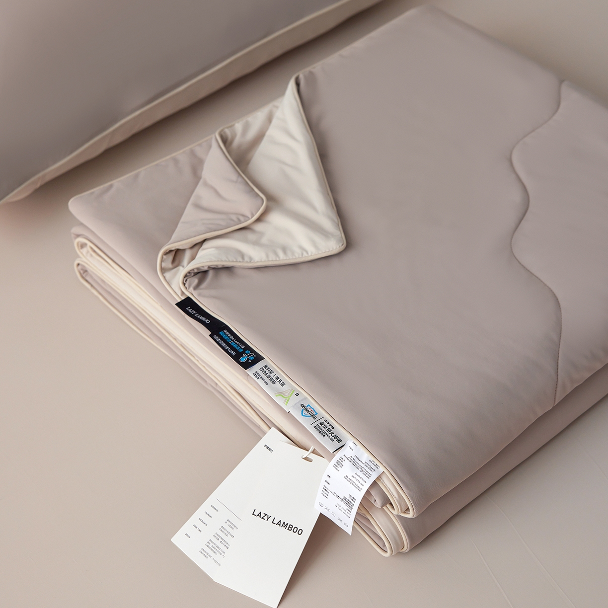 91家纺网 家纺一手货源 找家纺 丽笙被芯 2026新款奶皮冷感夏被夏凉被空调被 焦糖咖