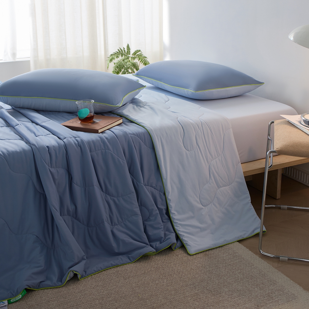 91家纺网 家纺一手货源 找家纺 丽笙被芯 2026新款奶皮冷感夏被夏凉被空调被 山野蓝