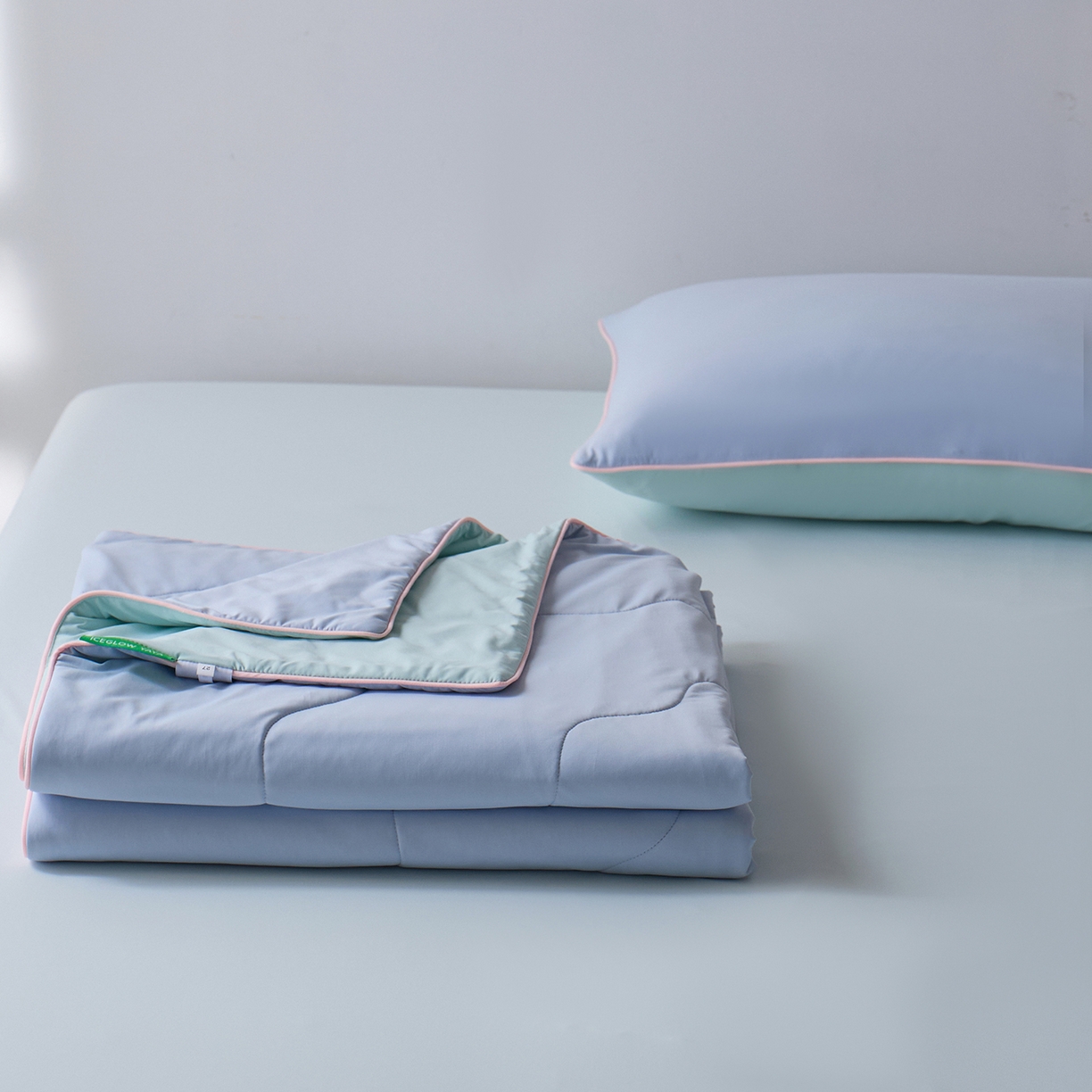 91家纺网 家纺一手货源 找家纺 丽笙被芯 2026新款奶皮冷感夏被夏凉被空调被 天空蓝