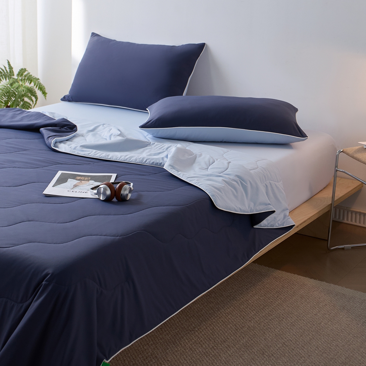 91家纺网 家纺一手货源 找家纺 丽笙被芯 2026新款奶皮冷感夏被夏凉被空调被 星夜蓝