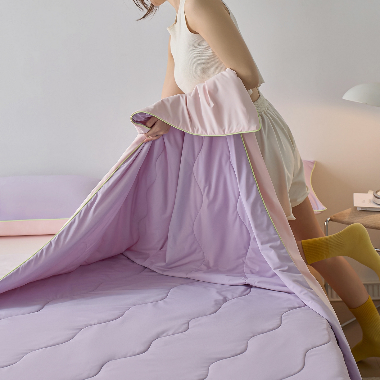 91家纺网 家纺一手货源 找家纺 丽笙被芯 2026新款奶皮冷感夏被夏凉被空调被 紫藤粉