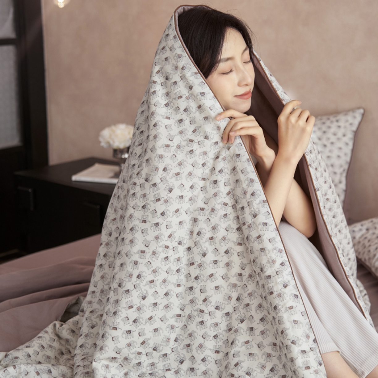 91家纺网 家纺一手货源 找家纺 丽笙被芯 2026新款全棉双层纱印花夏被夏凉被空调被 邦邦象