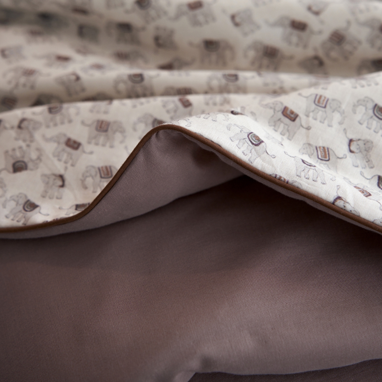 91家纺网 家纺一手货源 找家纺 丽笙被芯 2026新款全棉双层纱印花夏被夏凉被空调被 邦邦象