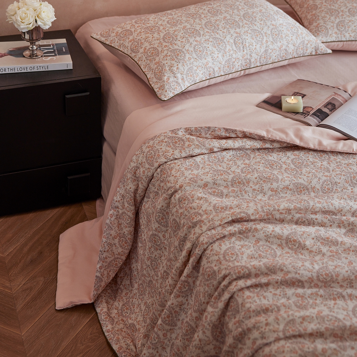 91家纺网 家纺一手货源 找家纺 丽笙被芯 2026新款全棉双层纱印花夏被夏凉被空调被 拉舍尔浅粉