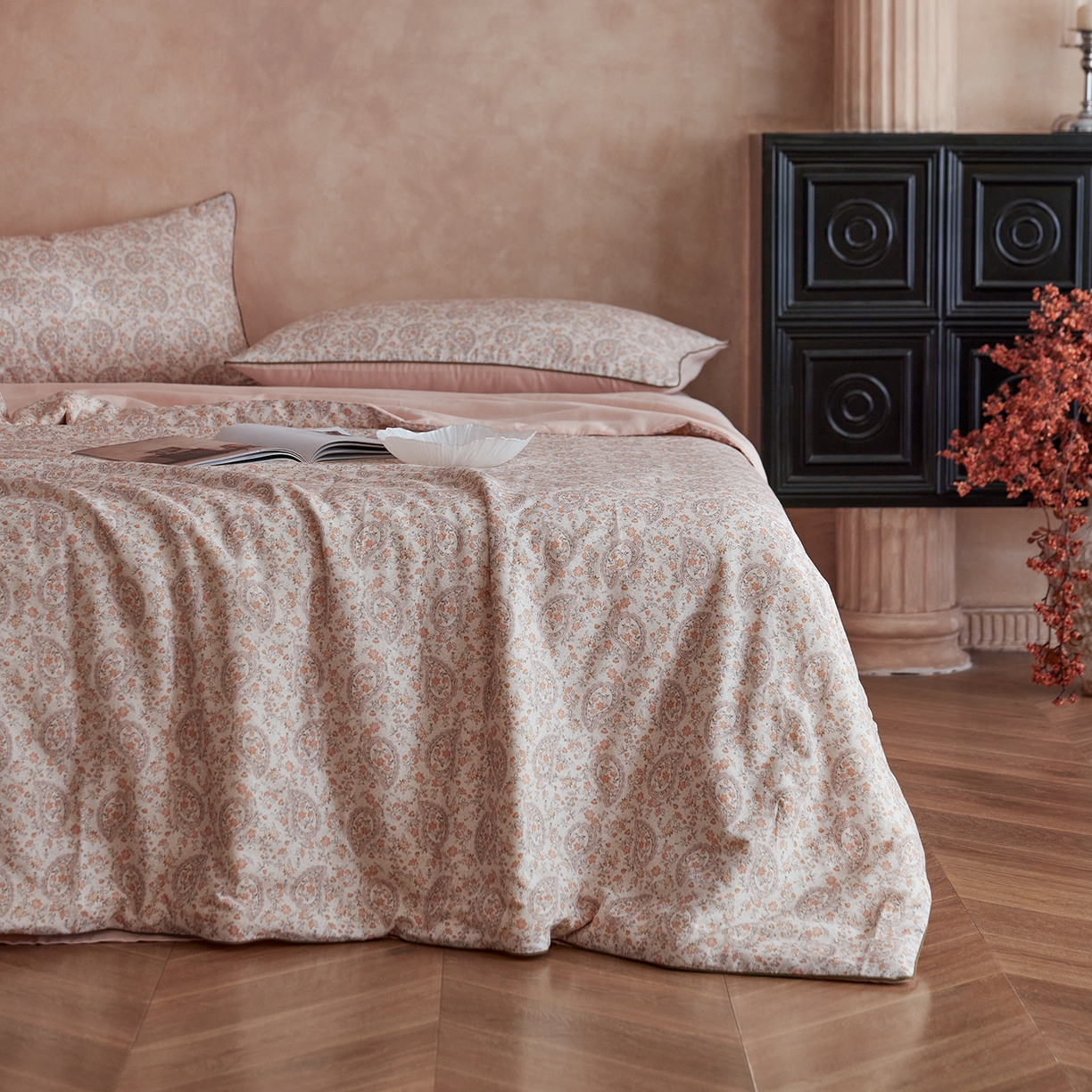 91家纺网 家纺一手货源 找家纺 丽笙被芯 2026新款全棉双层纱印花夏被夏凉被空调被 拉舍尔浅粉