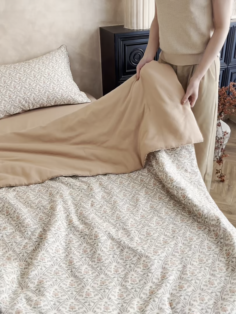 91家纺网 家纺一手货源 找家纺 丽笙被芯 2026新款全棉双层纱印花夏被夏凉被空调被 铃兰花语-米