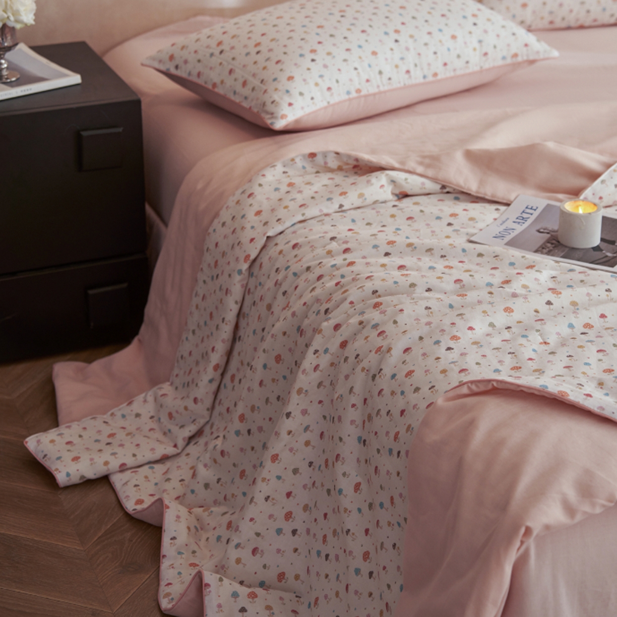 91家纺网 家纺一手货源 找家纺 丽笙被芯 2026新款全棉双层纱印花夏被夏凉被空调被 毛菇菇