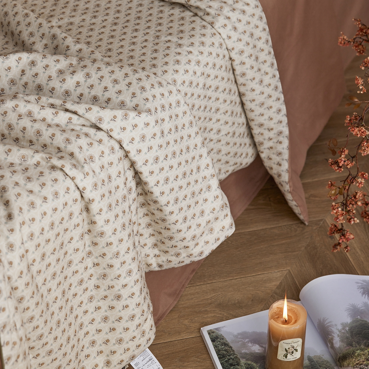 91家纺网 家纺一手货源 找家纺 丽笙被芯 2026新款全棉双层纱印花夏被夏凉被空调被 郁金香