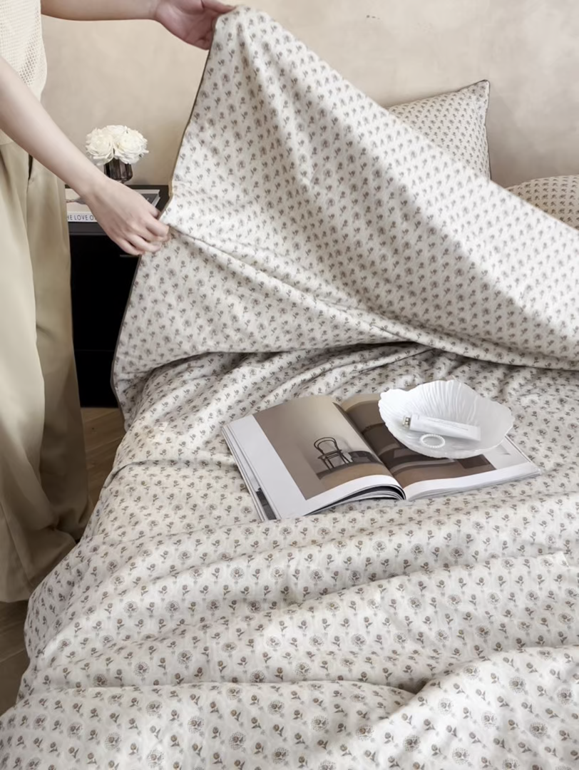 91家纺网 家纺一手货源 找家纺 丽笙被芯 2026新款全棉双层纱印花夏被夏凉被空调被 郁金香