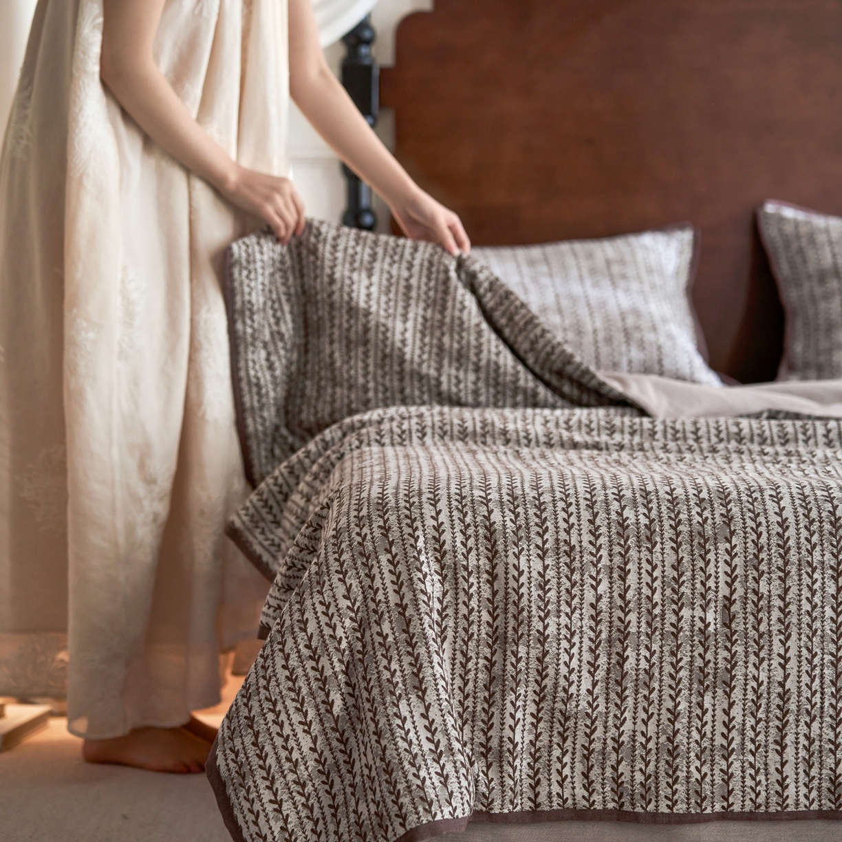 91家纺网 家纺一手货源 找家纺 丽笙被芯 2026新款全棉水洗色织提花PCM温控夏被夏凉被空调被 迦南