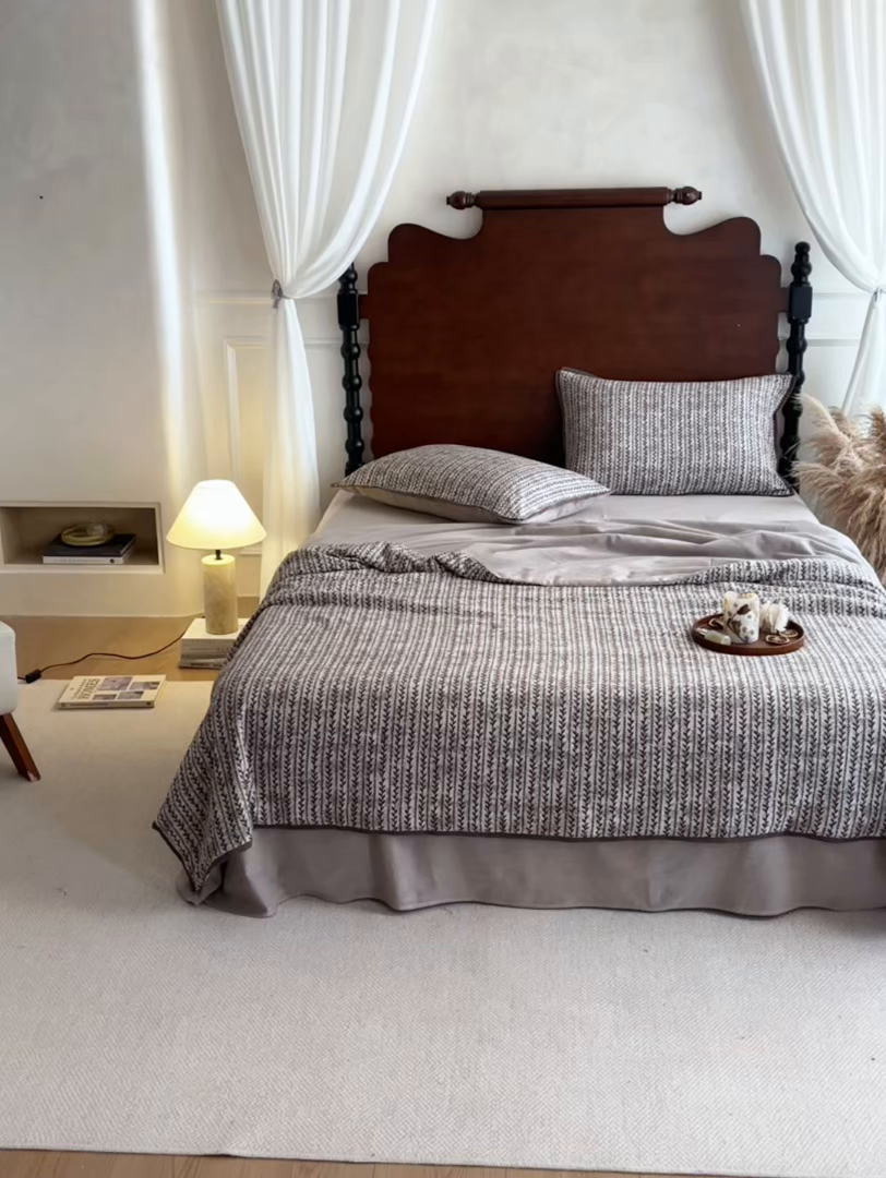 91家纺网 家纺一手货源 找家纺 丽笙被芯 2026新款全棉水洗色织提花PCM温控夏被夏凉被空调被 迦南