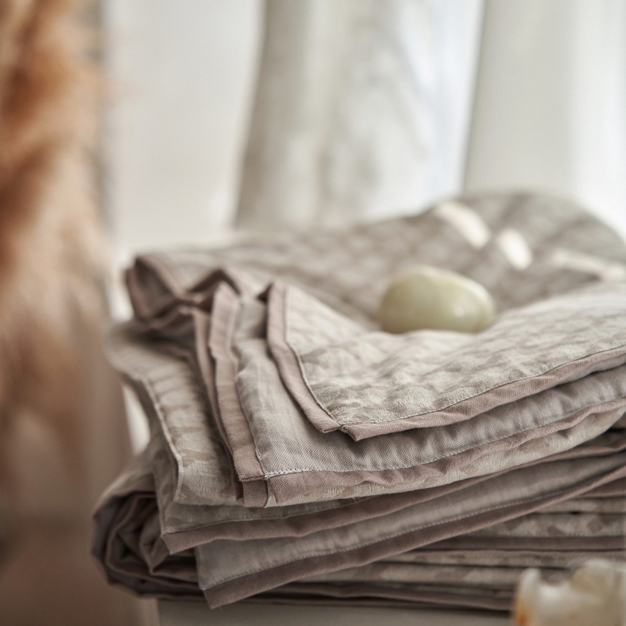 91家纺网 家纺一手货源 找家纺 丽笙被芯 2026新款全棉水洗色织提花PCM温控夏被夏凉被空调被 夏旬