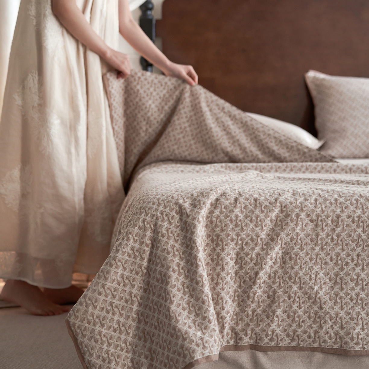 91家纺网 家纺一手货源 找家纺 丽笙被芯 2026新款全棉水洗色织提花PCM温控夏被夏凉被空调被 知陌