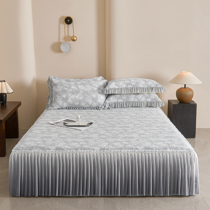 91家纺网 家纺一手货源 找家纺 诺梵家纺 2026新款PE冰豆豆冰丝凉席床裙款-玫瑰系列 灰玫瑰