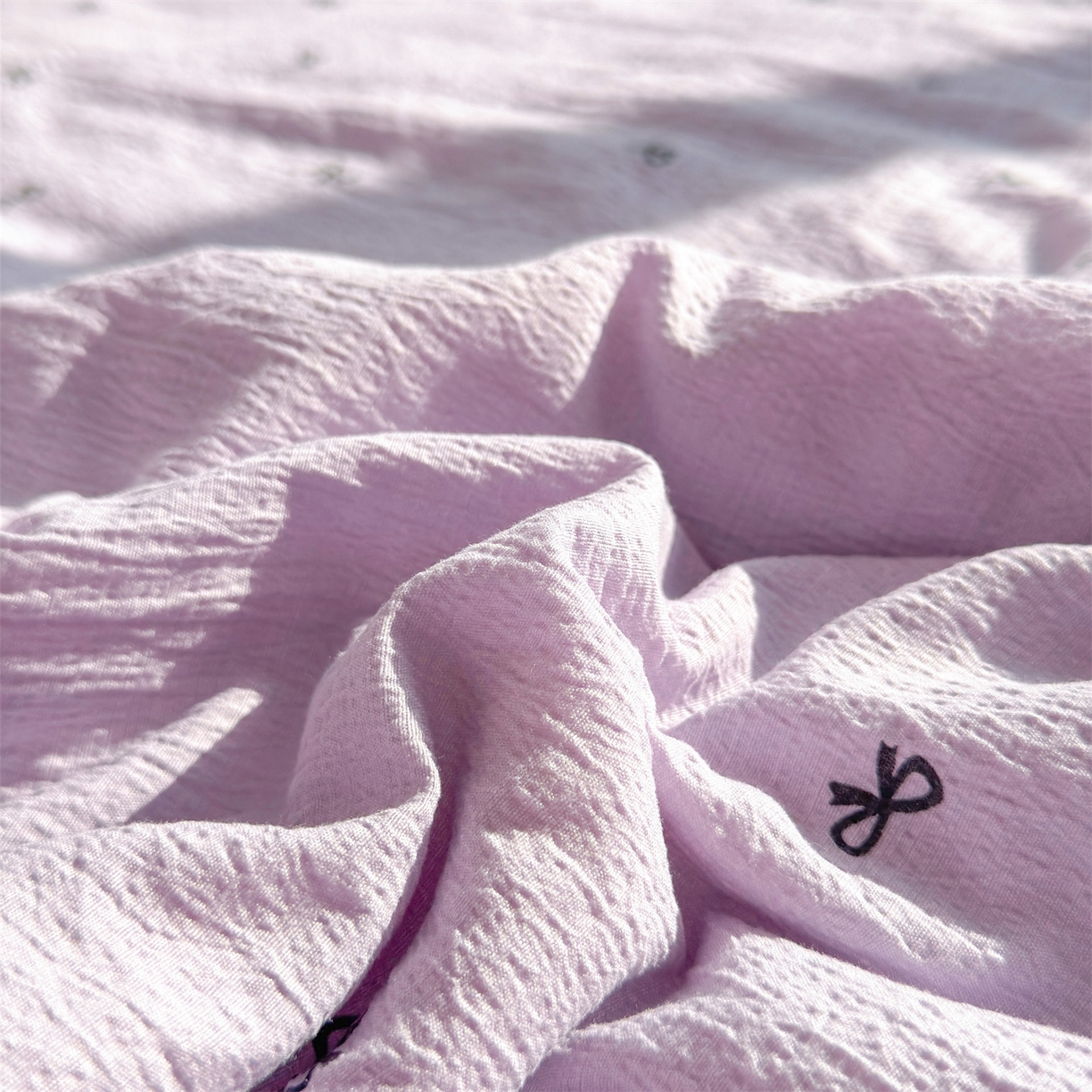 91家纺网 家纺一手货源 找家纺 晓时候 2026双层纱印花夏被四件套新疆棉花被可机洗夏凉被空调被夏季被子 蝴蝶结-紫