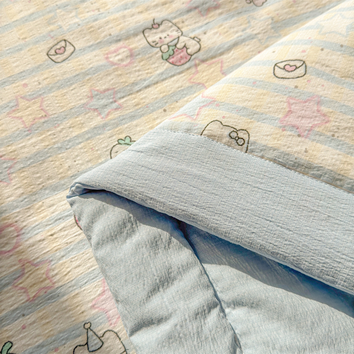 91家纺网 家纺一手货源 找家纺 晓时候 2026双层纱印花夏被四件套新疆棉花被可机洗夏凉被空调被夏季被子 星星喵