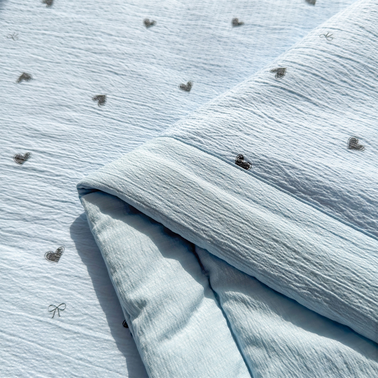 91家纺网 家纺一手货源 找家纺 晓时候 2026双层纱印花夏被四件套新疆棉花被可机洗夏凉被空调被夏季被子 小确幸