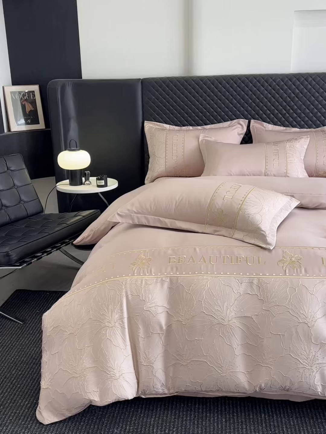 91家纺网 家纺一手货源 找家纺 首尔家纺 2026新款金丝立体浮雕提花水洗真丝天丝四件套 百合-粉玉