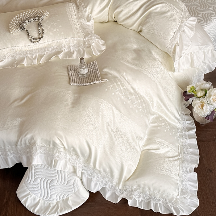 91家纺网 家纺一手货源 找家纺 首尔家纺 2026新款花边蕾丝提花水洗真丝天丝四件套 浮生若梦-米白