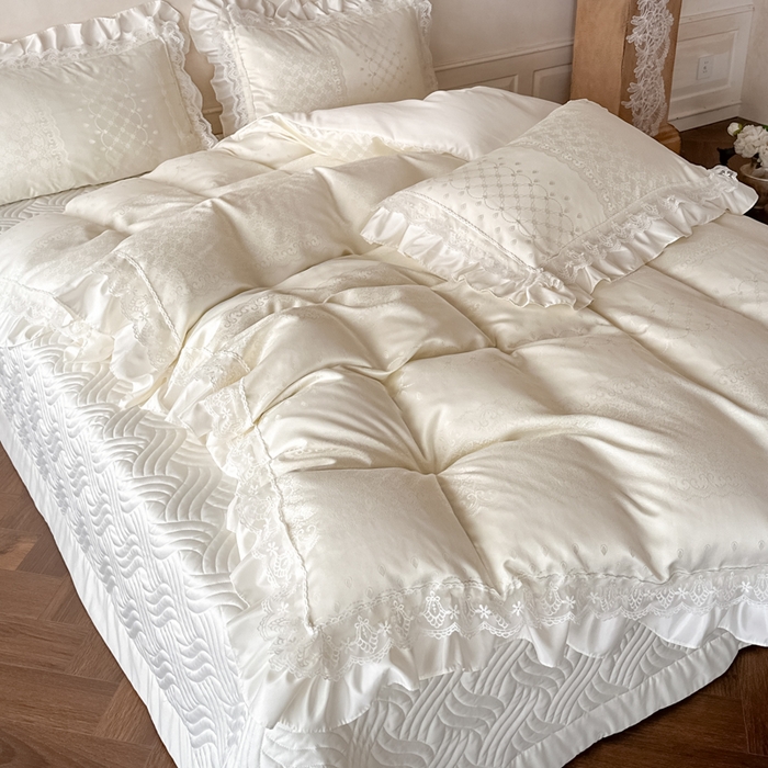 91家纺网 家纺一手货源 找家纺 首尔家纺 2026新款花边蕾丝提花水洗真丝天丝四件套 浮生若梦-米白