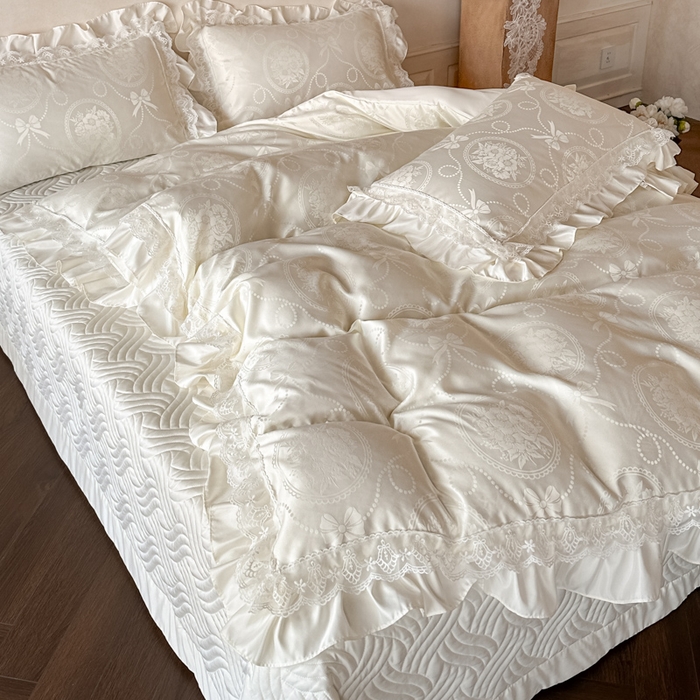 91家纺网 家纺一手货源 找家纺 首尔家纺 2026新款花边蕾丝提花水洗真丝天丝四件套 秘境-米白