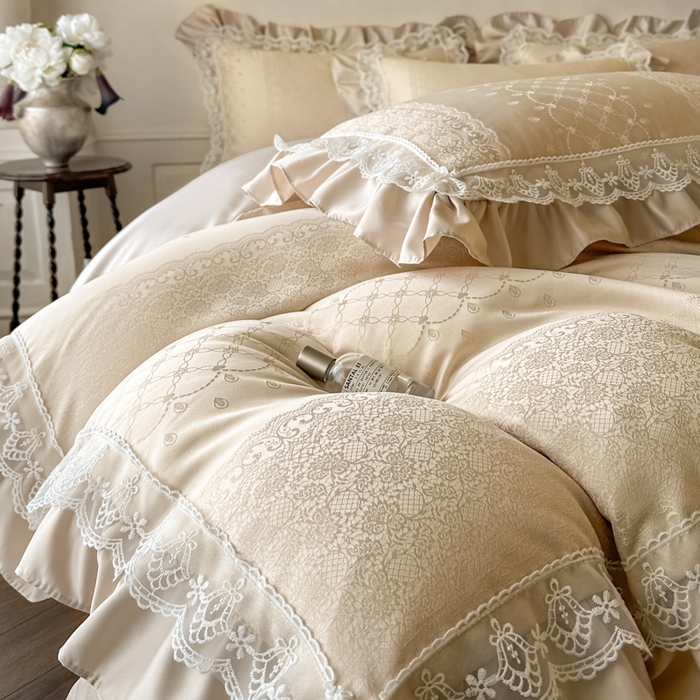 91家纺网 家纺一手货源 找家纺 首尔家纺 2026新款花边蕾丝提花水洗真丝天丝床盖款四件套 浮生若梦-香槟