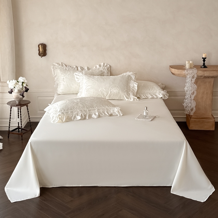 91家纺网 家纺一手货源 找家纺 首尔家纺 2026新款花边蕾丝提花水洗真丝天丝床盖款四件套 秘境-米白