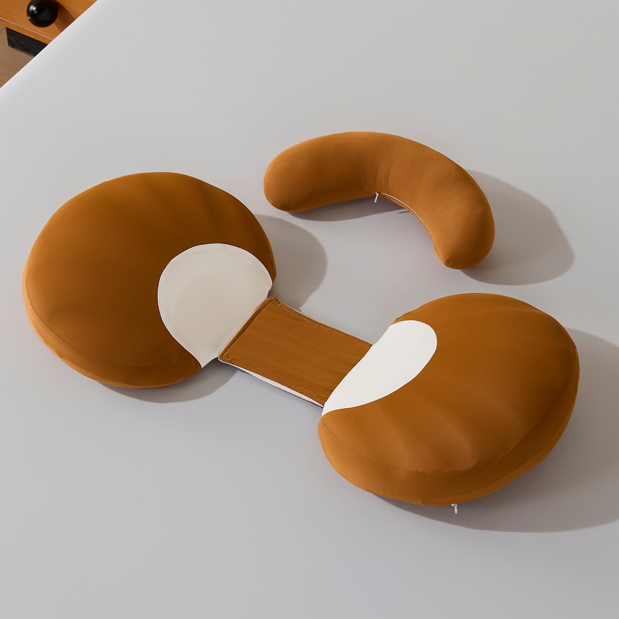 91家纺网 家纺一手货源 找家纺 昕科 2026新款贝壳记忆棉孕妇腰靠枕-孕妇枕头宝宝趴睡枕芯 贝壳孕妇腰靠枕-焦糖色