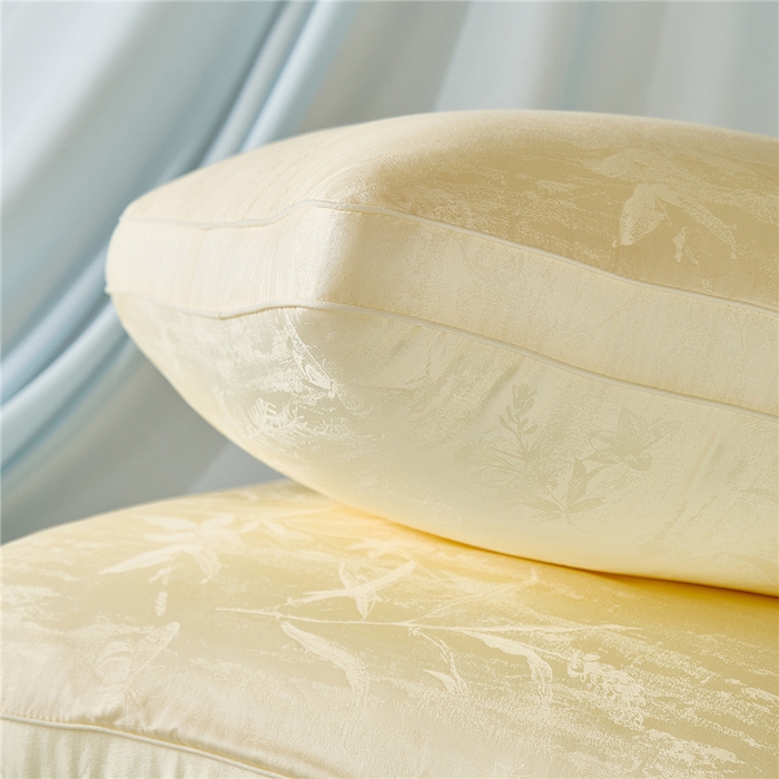 91家纺网 家纺一手货源 找家纺 （总）昕科 2026新款软黄金蚕丝枕-桑蚕丝枕芯提花蚕丝枕头