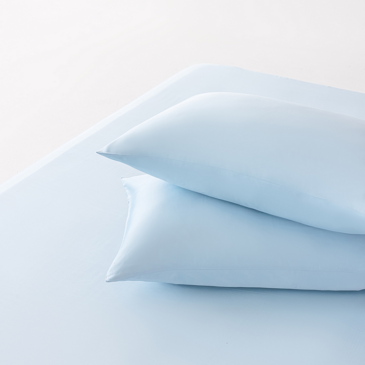 91家纺网 家纺一手货源 找家纺 轩和家居 2026新款竹浆纤维纯色单枕套系列 天蓝