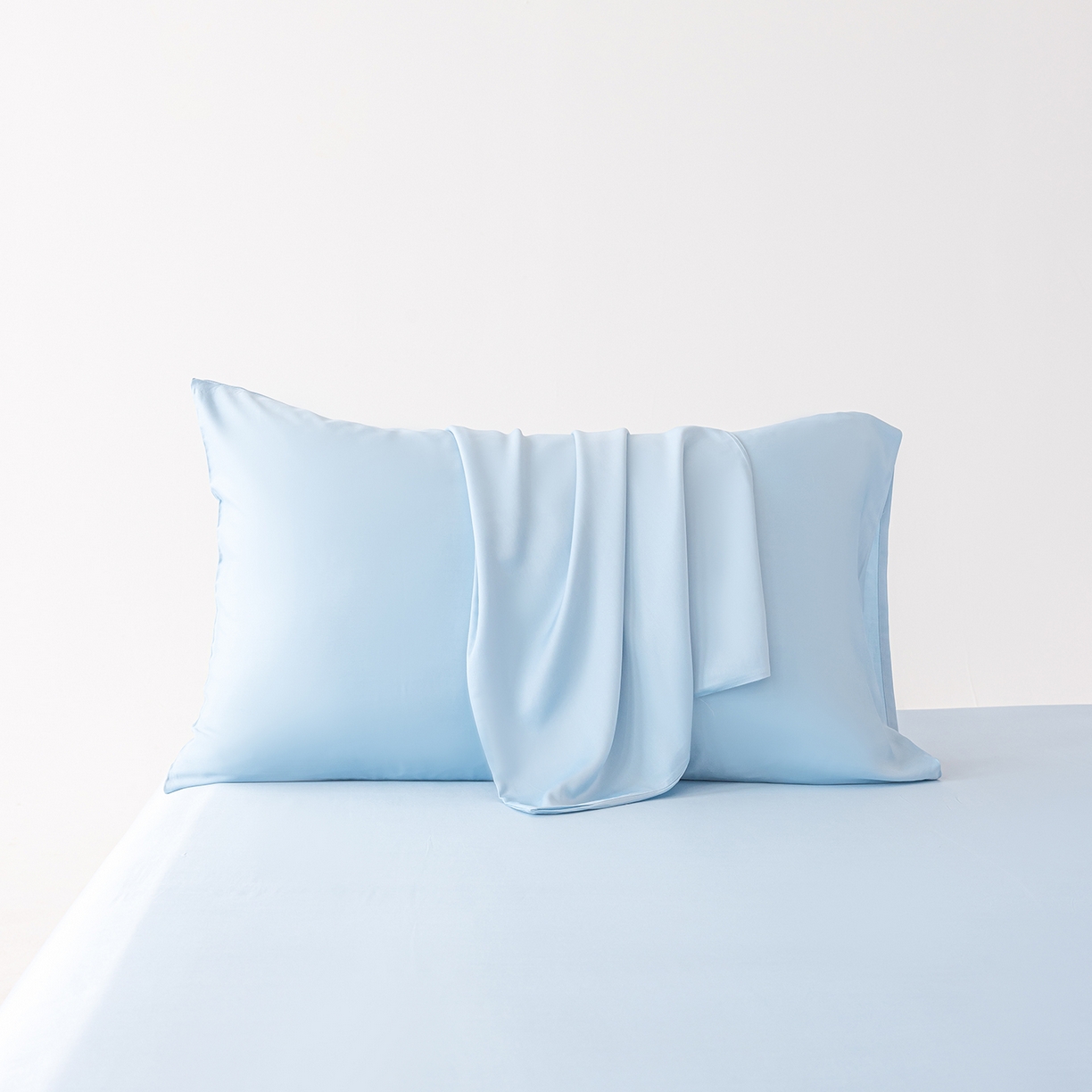 91家纺网 家纺一手货源 找家纺 轩和家居 2026新款竹浆纤维纯色单枕套系列 天蓝