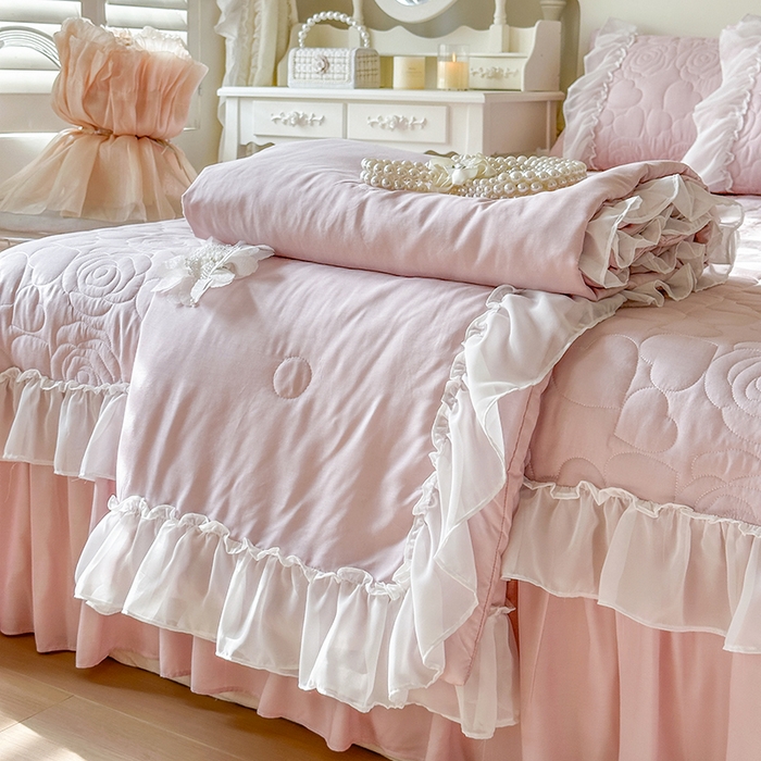 91家纺网 家纺一手货源 找家纺 网红馆（ck家纺） 2026春夏新款韩系巴黎纱夏被夏凉被空调被床盖四件套-曼塔玫瑰 曼塔玫瑰-藕色