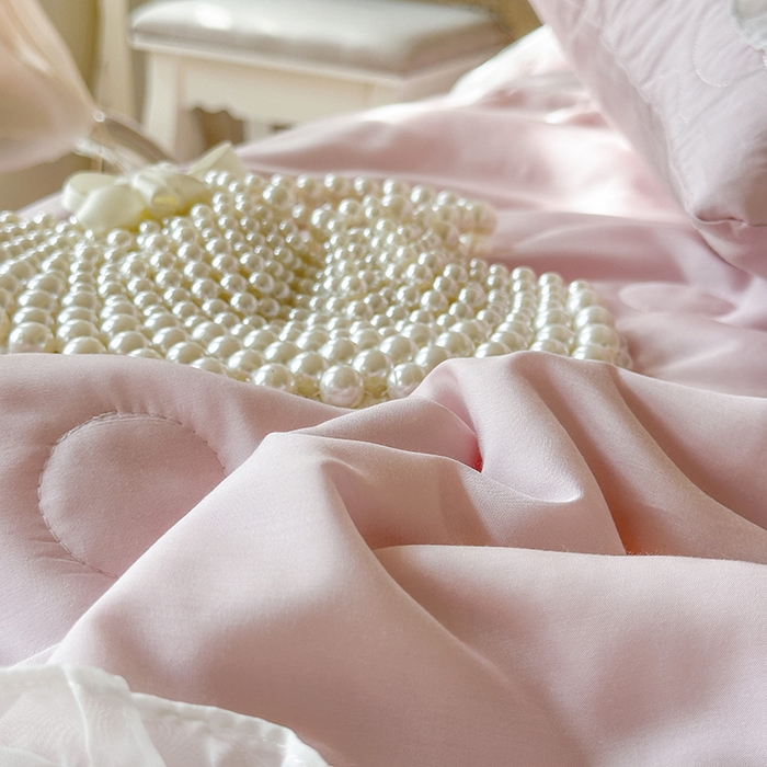 91家纺网 家纺一手货源 找家纺 网红馆（ck家纺） 2026春夏新款韩系巴黎纱夏被夏凉被空调被床盖四件套-曼塔玫瑰 曼塔玫瑰-藕色