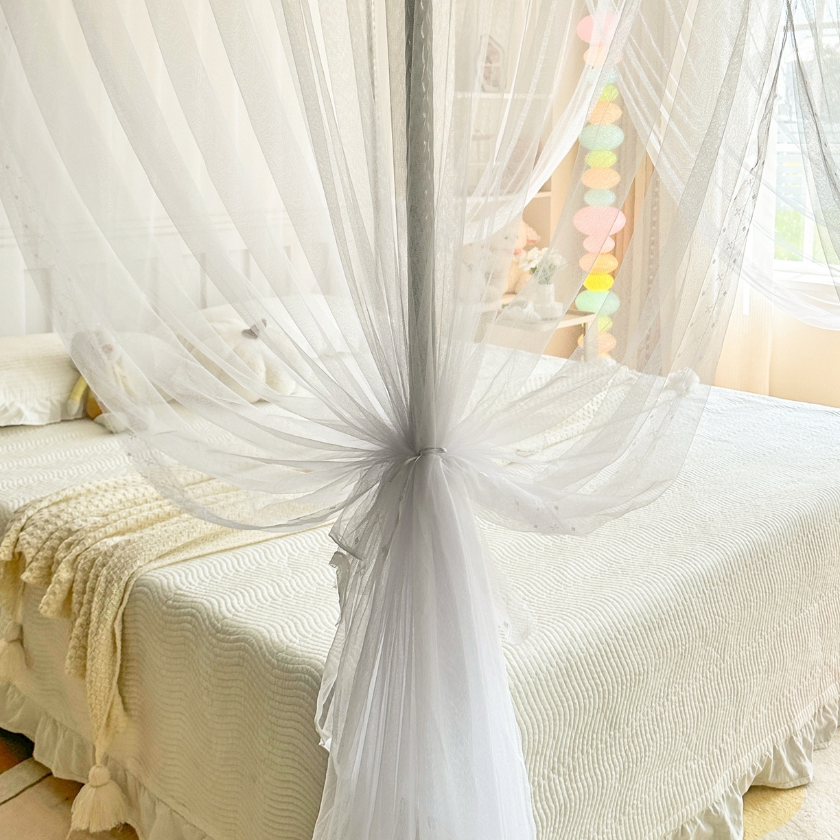 91家纺网 家纺一手货源 找家纺 永旺家纺 2026新款宫廷落地印花款蚊帐 草莓兔