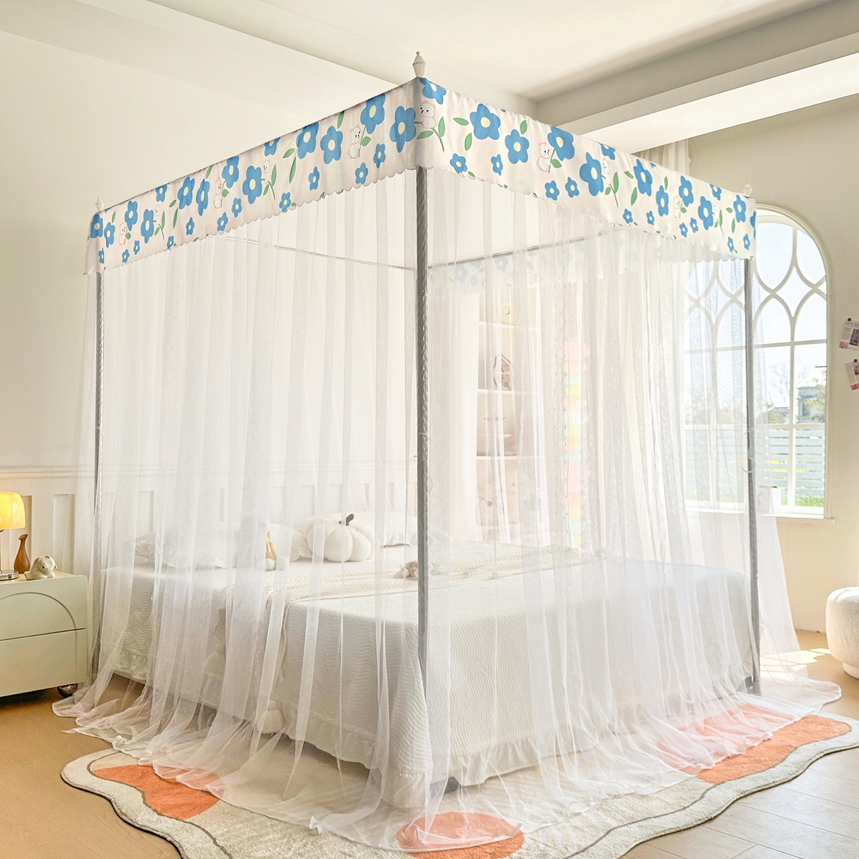 91家纺网 家纺一手货源 找家纺 永旺家纺 2026新款宫廷落地印花款蚊帐 花田趣事