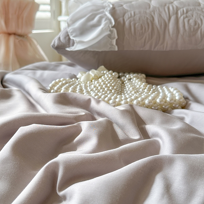 91家纺网 家纺一手货源 找家纺 网红馆（ck家纺） 2026春夏新款韩系巴黎纱夏被夏凉被空调被床盖四件套-曼塔玫瑰 曼塔玫瑰-灰色