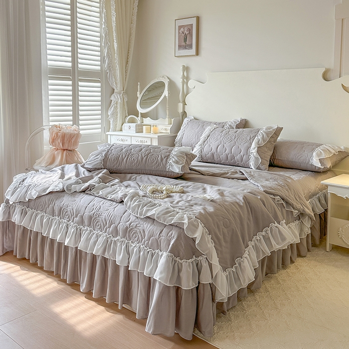 91家纺网 家纺一手货源 找家纺 网红馆（ck家纺） 2026春夏新款韩系巴黎纱夏被夏凉被空调被床盖四件套-曼塔玫瑰 曼塔玫瑰-灰色