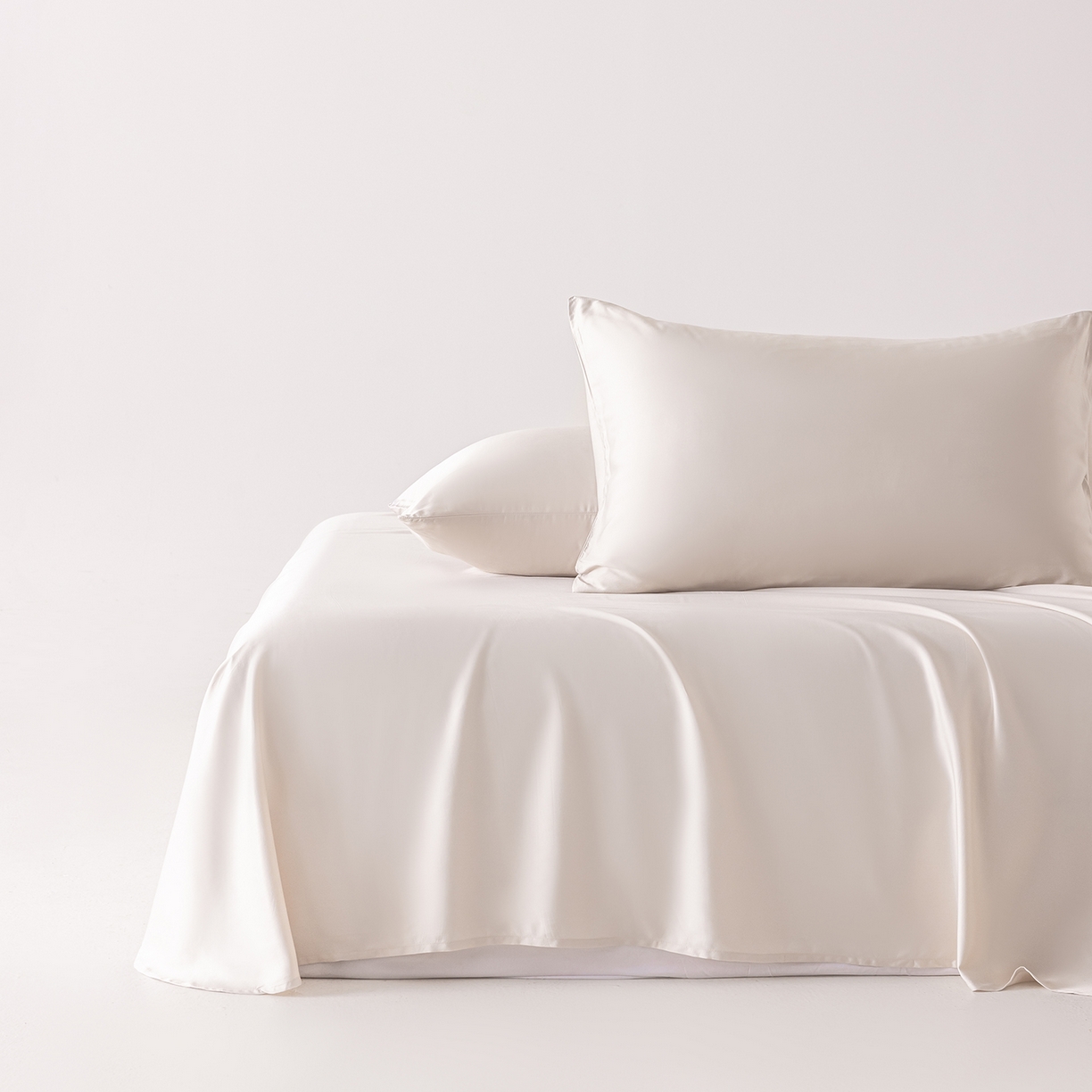 91家纺网 家纺一手货源 找家纺 轩和家居 2026新款竹浆纤维纯色单品床单系列 奶咖