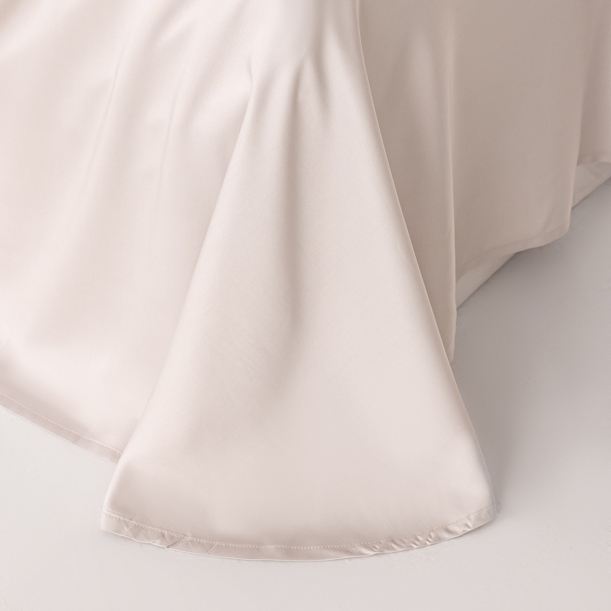 91家纺网 家纺一手货源 找家纺 轩和家居 2026新款竹浆纤维纯色单品床单系列 椰灰