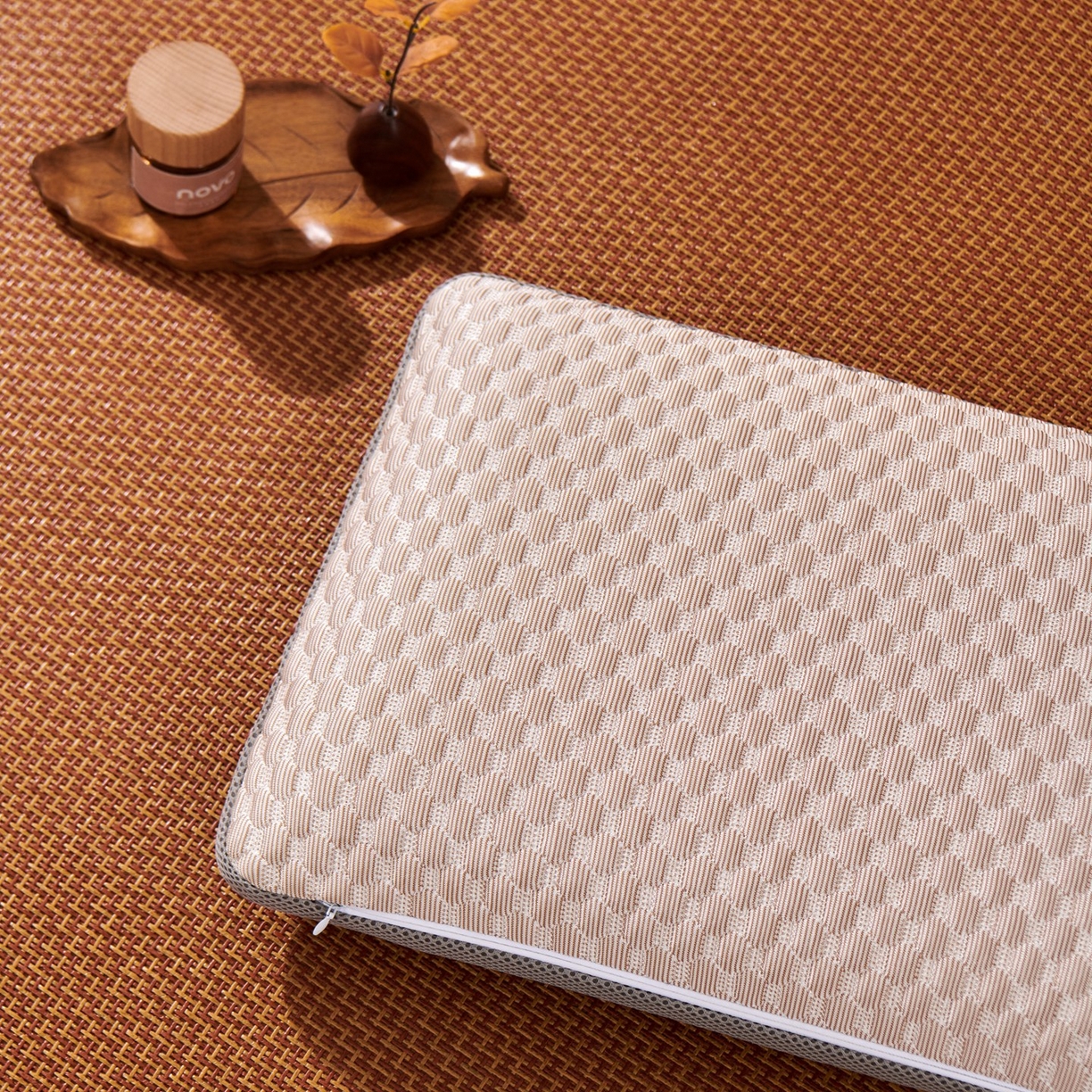 91家纺网 家纺一手货源 找家纺 永旺家纺 2026新款凉感PE藤枕枕头枕芯 浅灰