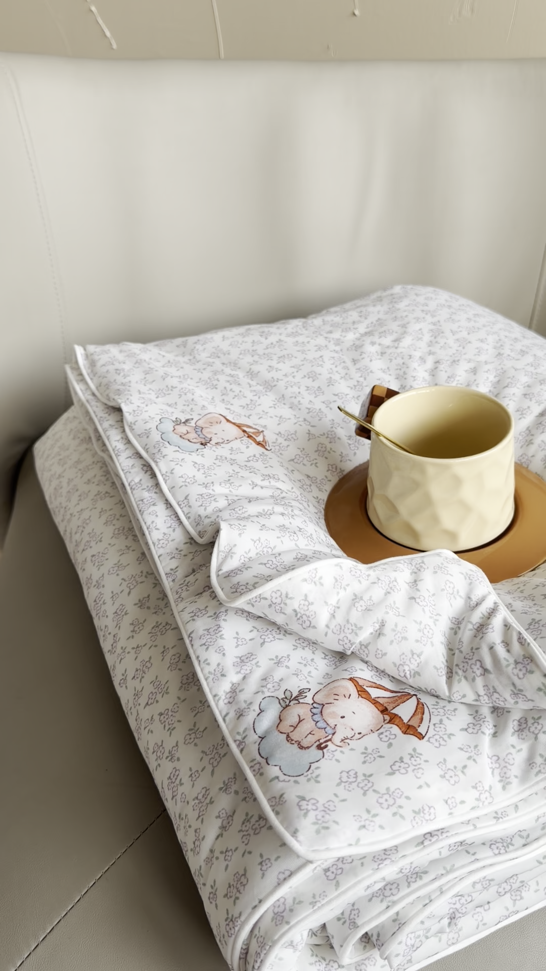 91家纺网 家纺一手货源 找家纺 莱豫家纺 2026春夏新款A类凉感小冰皮夏凉被夏被空调被 可爱小象